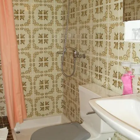 Pez Ault 3* Дизентис