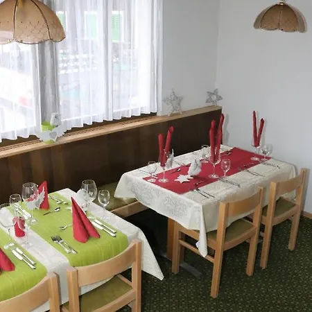 Pez Ault Hotel