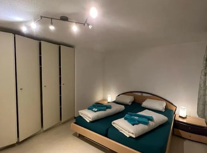 Pez Ault ديسنتس