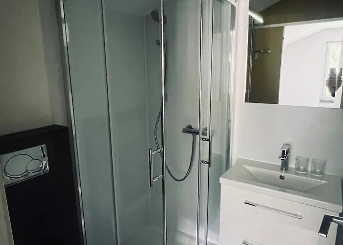 Pez Ault فندق ديسنتس