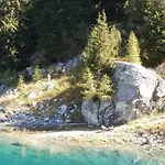 Péz Ault